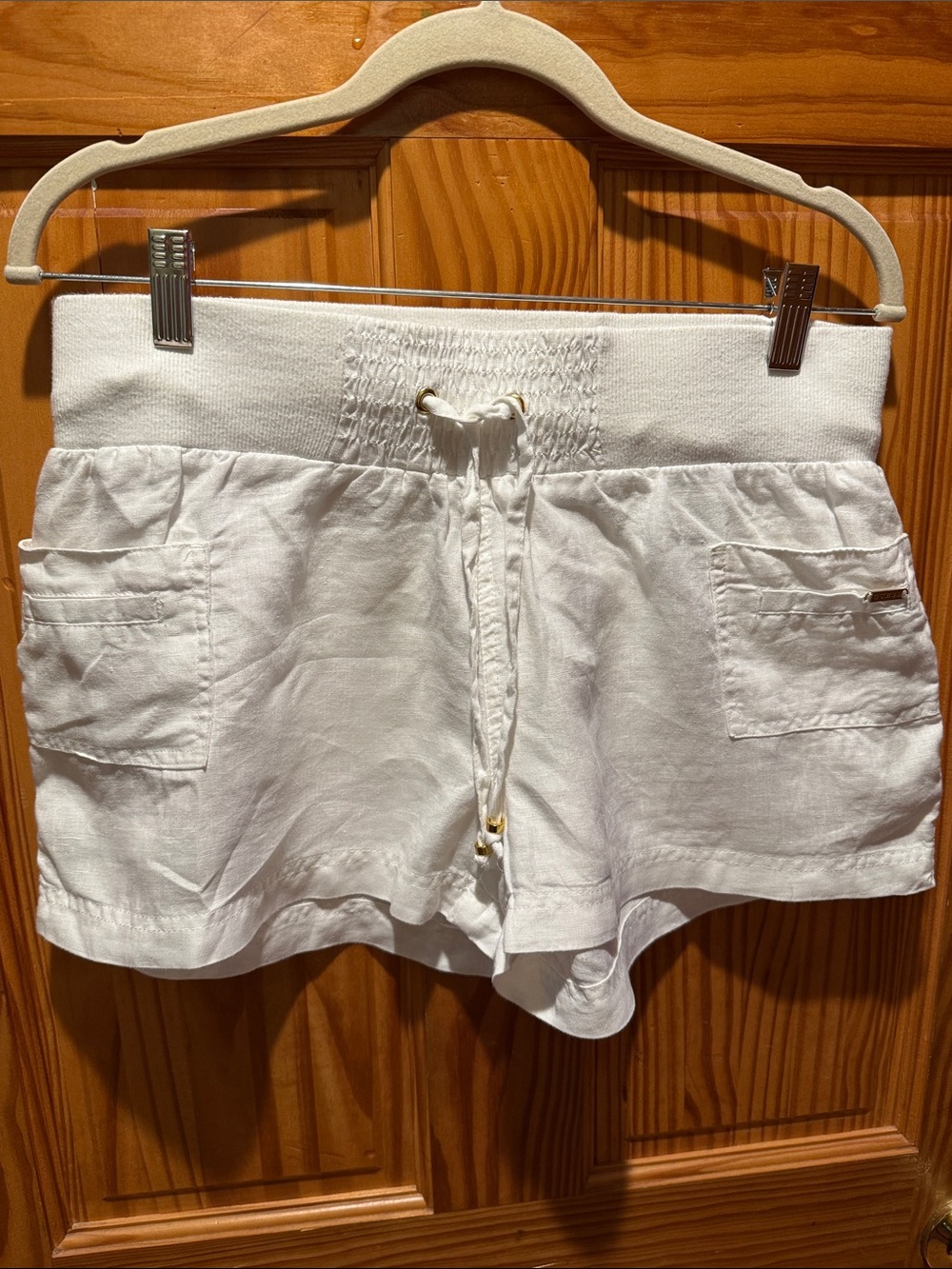 Guess by Marciano White Linen-Blend Cargo Shorts